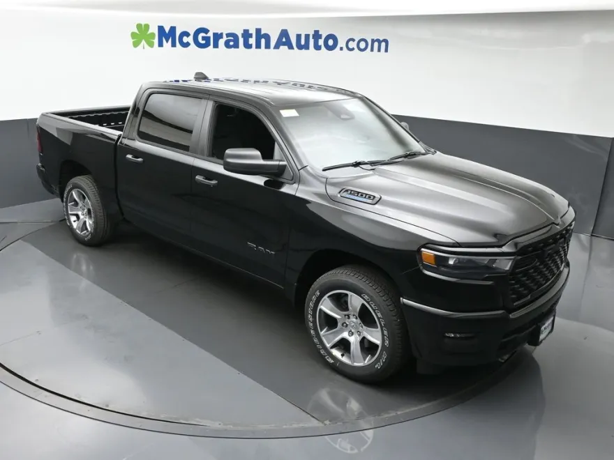 2025 Ram 1500 Tradesman photo 1