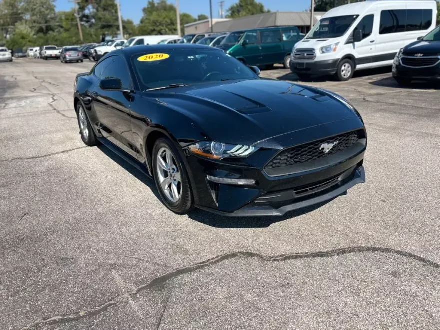 2020 Ford Mustang EcoBoost photo 1
