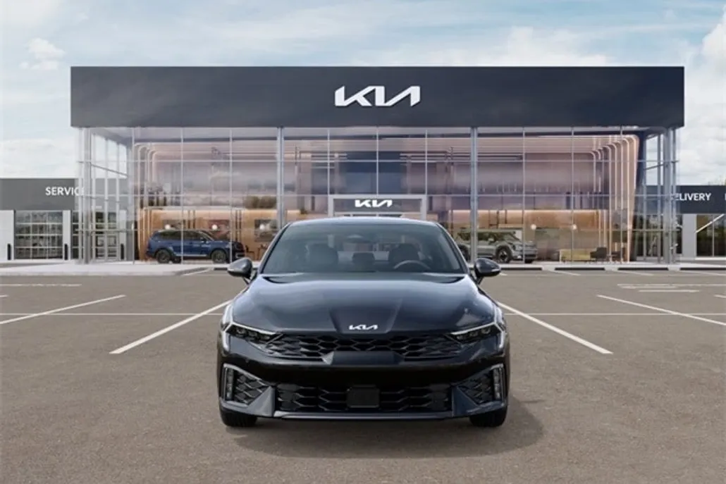 2026 Kia K5 GT-Line photo 1