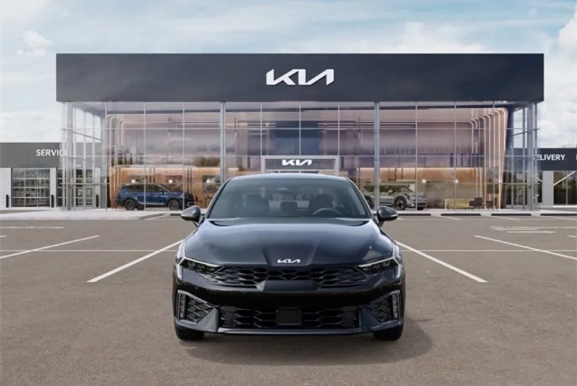 2026 Kia K5 GT-Line photo 1