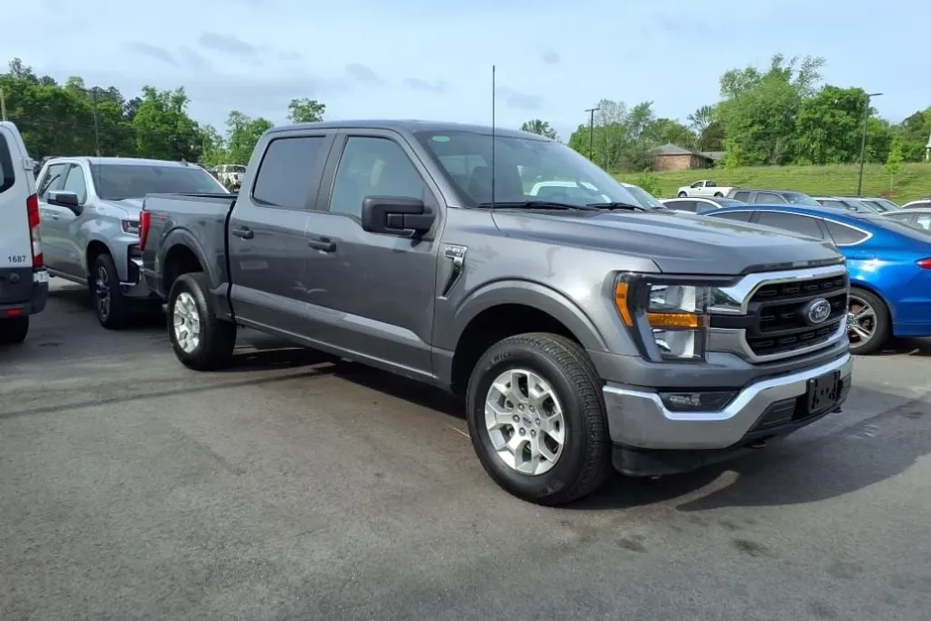 2023 Ford F-150 XLT photo 1