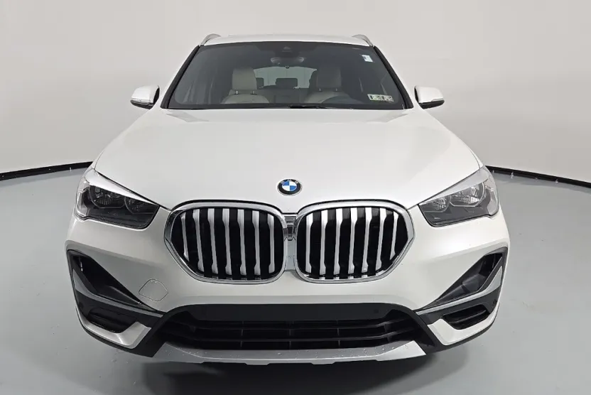 2021 Bmw X1 XDrive28i photo 1