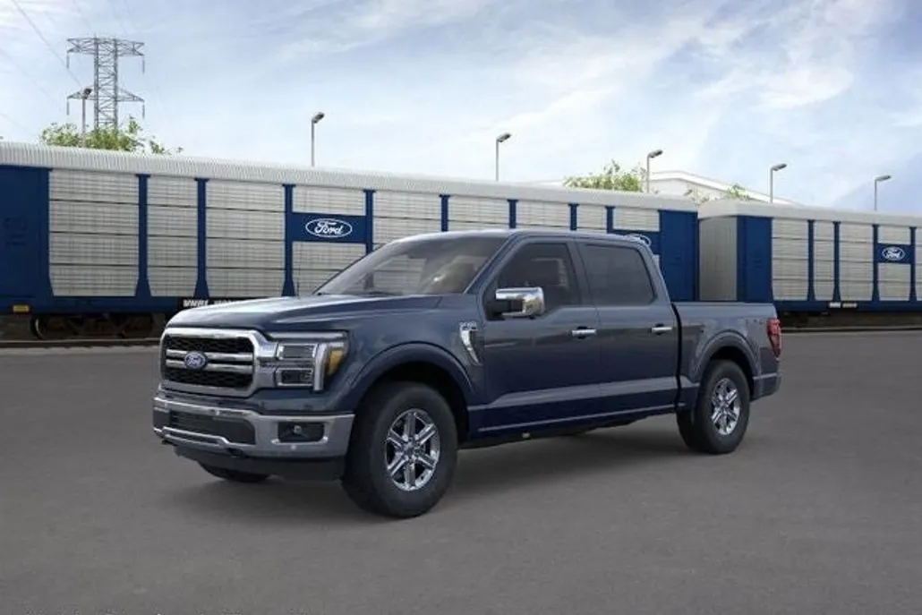 2025 Ford F-150 Lariat photo 1