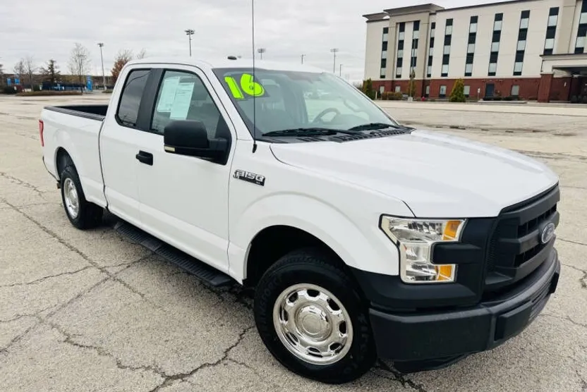 2016 Ford F-150 XL photo 1