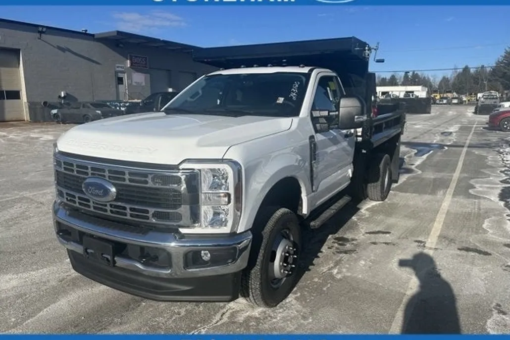 2024 Ford F-350 XL photo 1