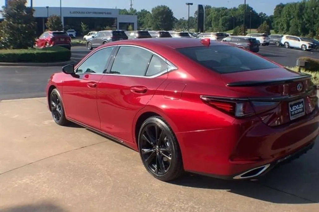 2025 Lexus ES 350 F SPORT Handling photo 1