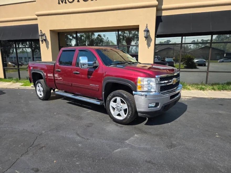2014 Chevrolet Silverado 2500HD LT photo 1