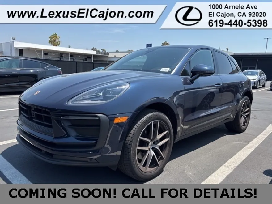 2023 Porsche Macan T photo 1