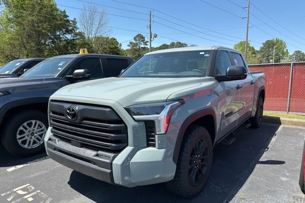 2025 Toyota Tundra SR5 photo 1