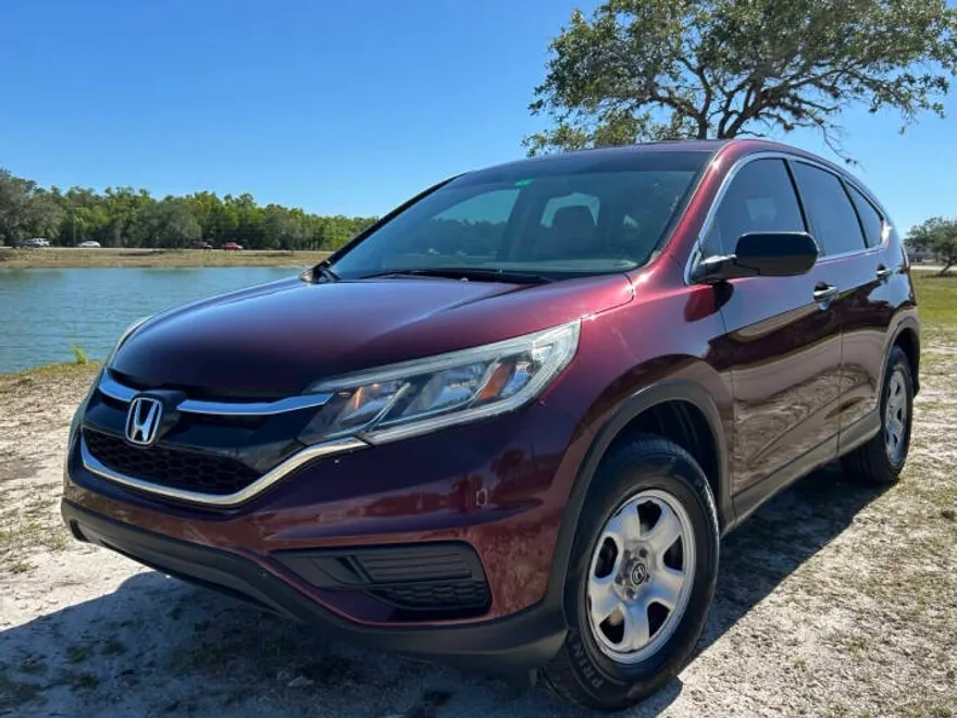 2015 Honda CR-V LX photo 1