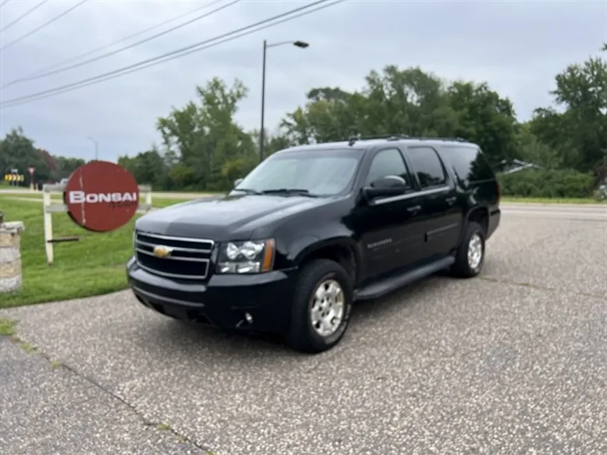 2013 Chevrolet Suburban LTZ 1500 photo 1