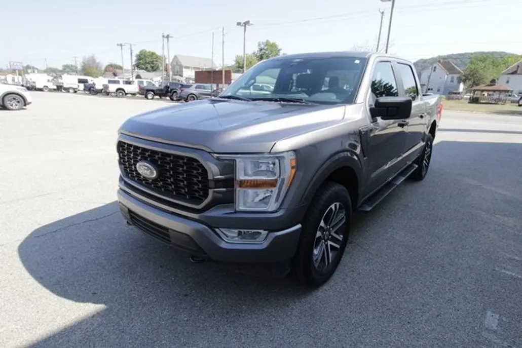 2022 Ford F-150 XL photo 1