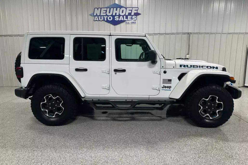 2022 Jeep Wrangler 4xe Unlimited Rubicon photo 1