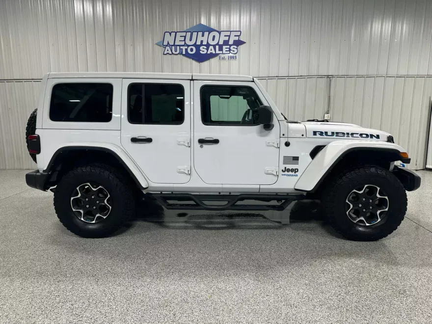 2022 Jeep Wrangler 4xe Unlimited Rubicon photo 1