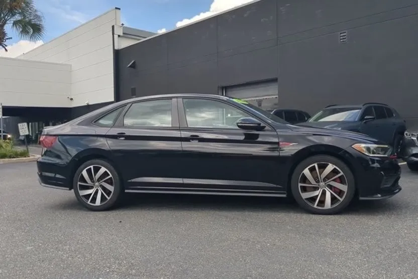 2020 Volkswagen Jetta GLI 2.0T photo 1