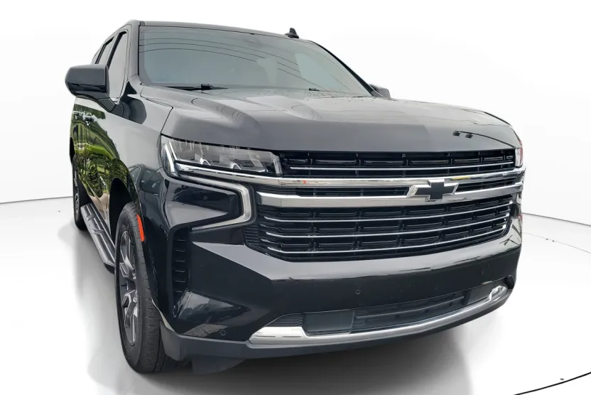2022 Chevrolet Tahoe LT photo 1