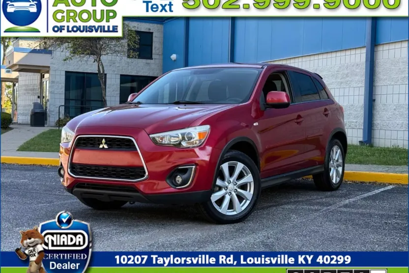 2014 Mitsubishi Outlander Sport SE photo 1