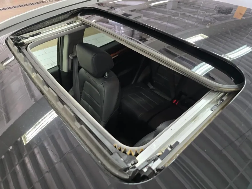 2022 Honda CR-V EX-L photo 1