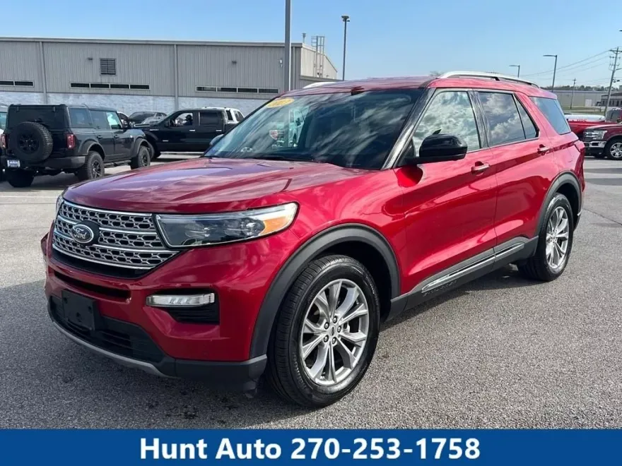2023 Ford Explorer Limited photo 1