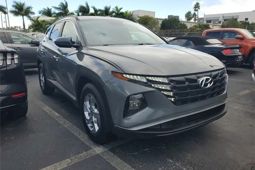 2024 Hyundai Tucson SEL photo 1