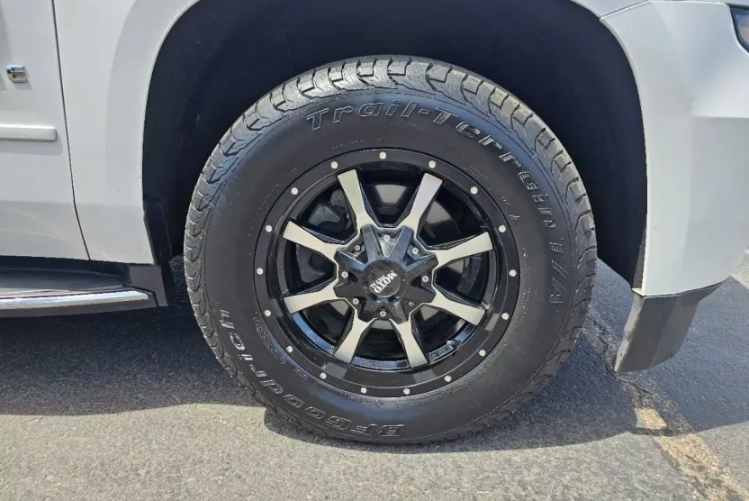 2019 Chevrolet Tahoe photo 1
