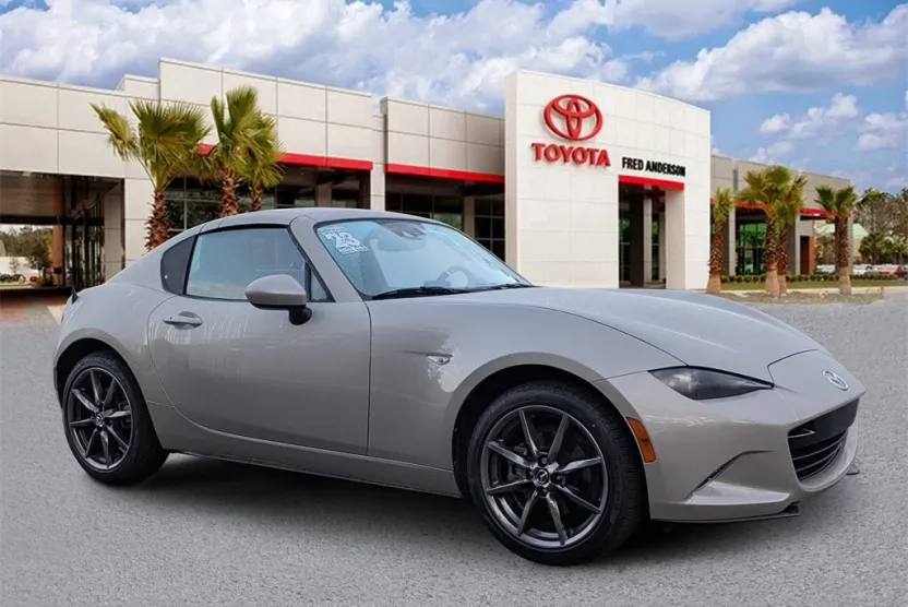2023 Mazda MX-5 Miata RF Miata Grand Touring photo 1