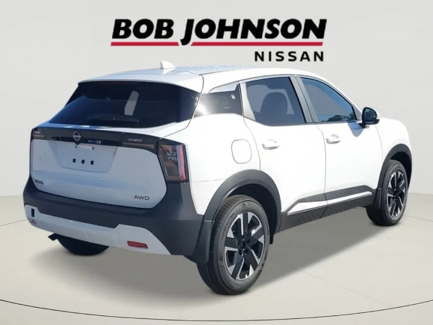 2026 Nissan Kicks SV photo 1