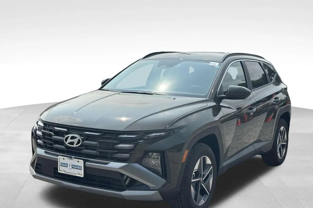 2025 Hyundai Tucson SEL photo 1