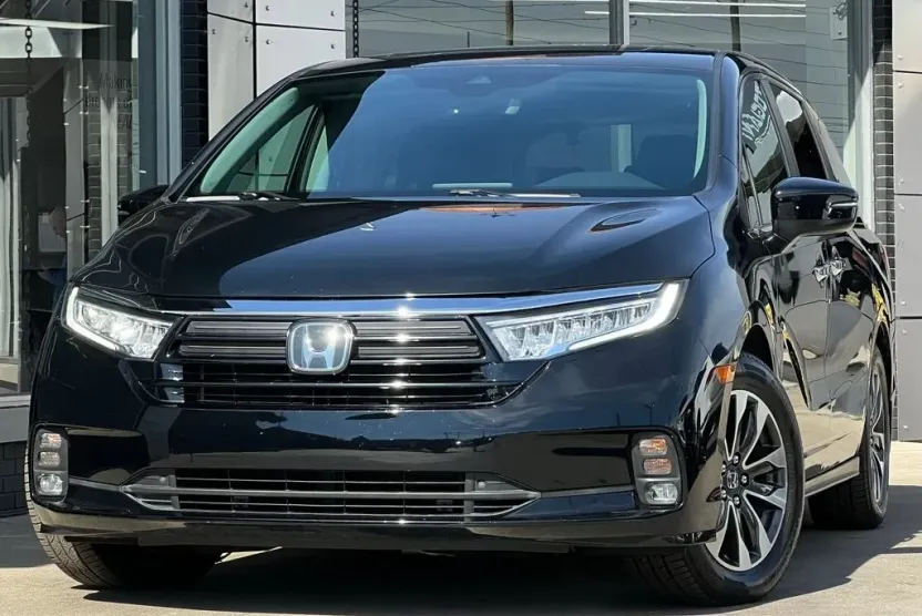 2021 Honda Odyssey EX-L photo 1