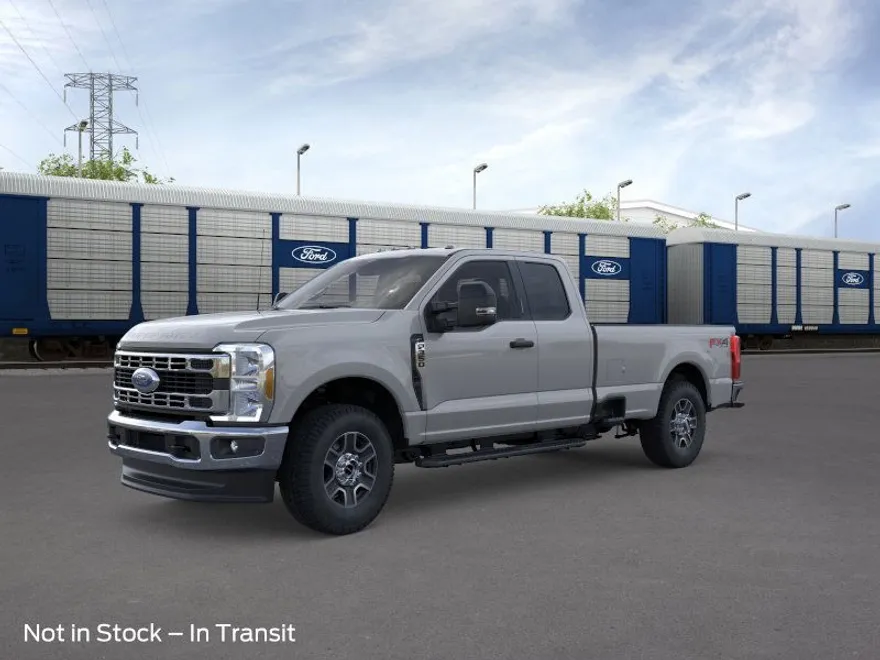 2025 Ford F-350 XLT photo 1