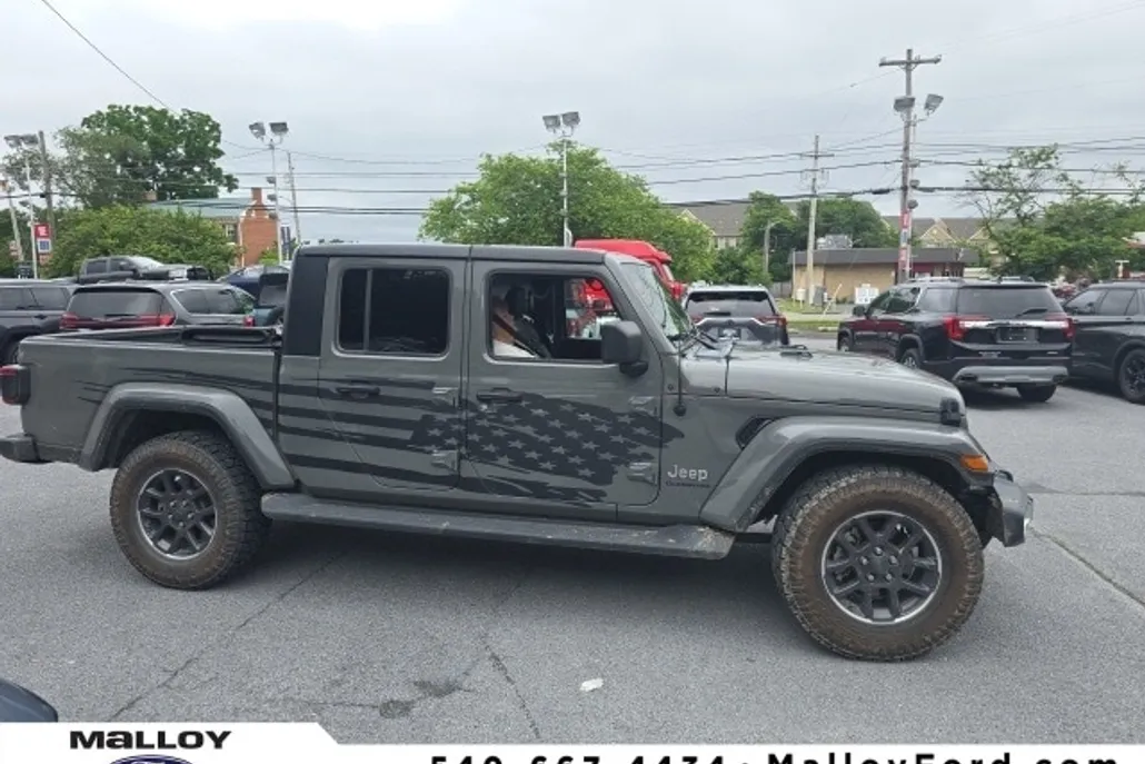 2021 Jeep Gladiator Overland photo 1
