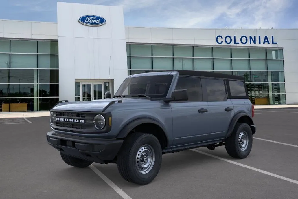 2025 Ford Bronco Base photo 1