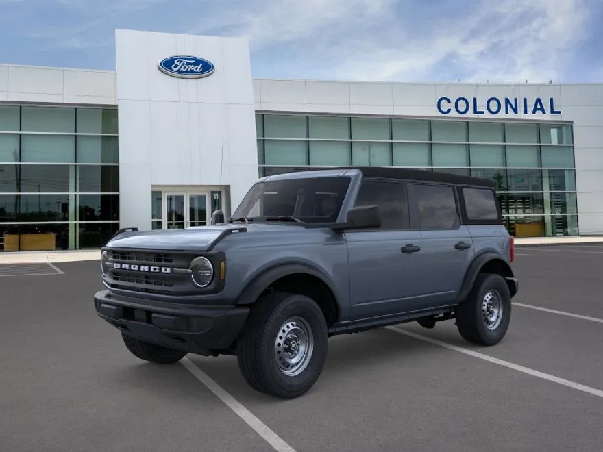 2025 Ford Bronco Base photo 1