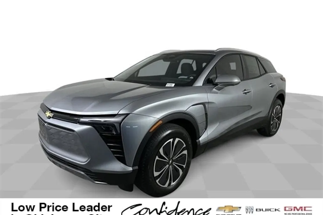 2025 Chevrolet Blazer EV photo 1