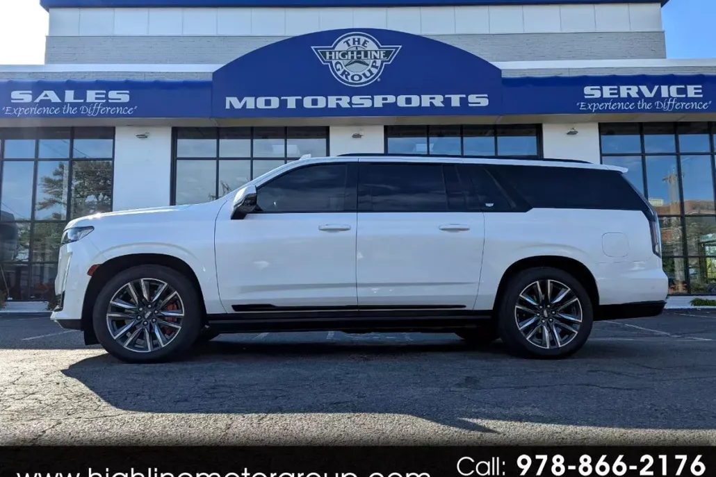 2022 Cadillac Escalade ESV Sport Platinum photo 1