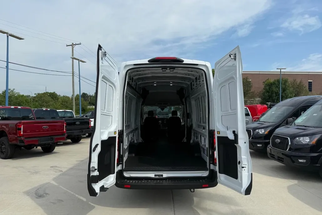 2025 Ford Transit Cargo Van photo 1