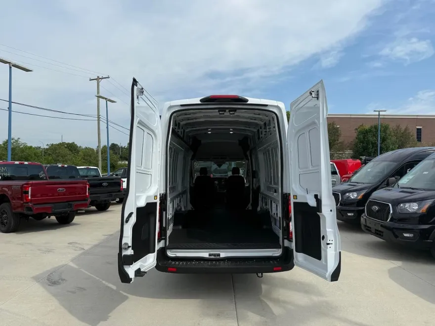 2025 Ford Transit Cargo Van photo 1