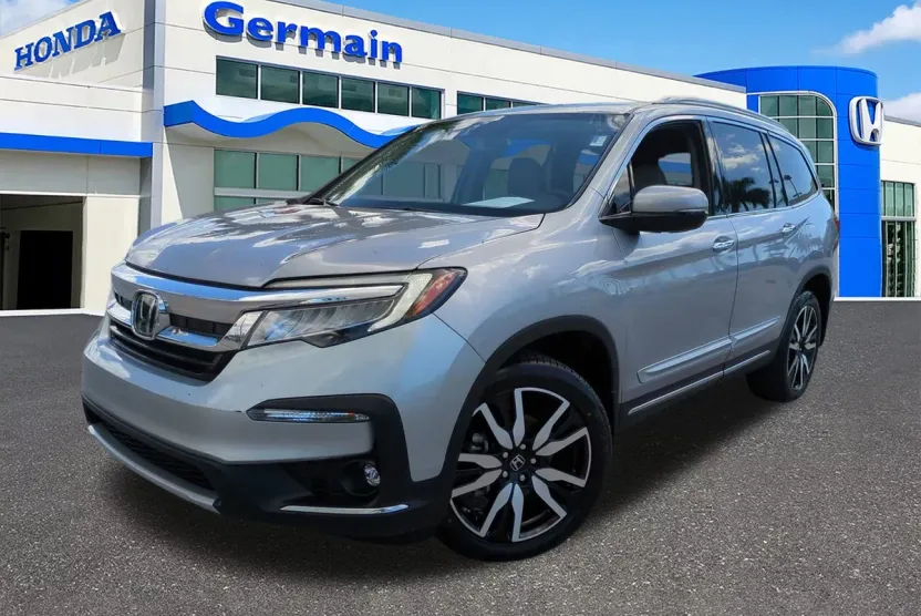 2022 Honda Pilot Touring photo 1