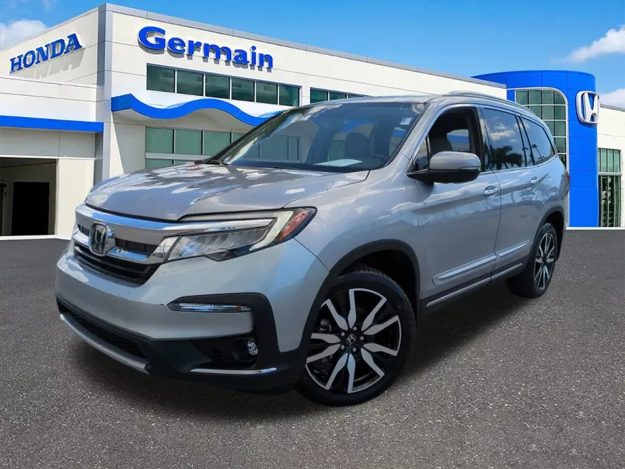 2022 Honda Pilot Touring photo 1