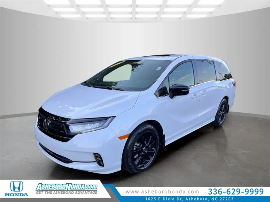 2024 Honda Odyssey Sport photo 1