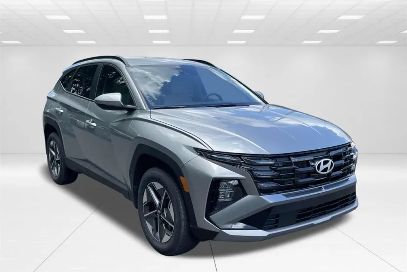 2025 Hyundai Tucson SEL photo 1
