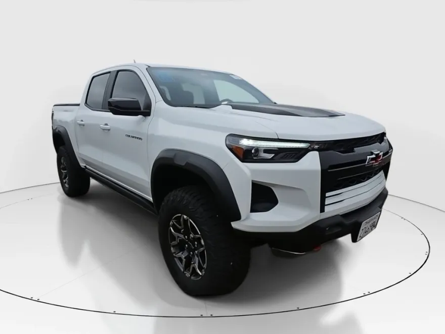 2024 Chevrolet Colorado ZR2 photo 1