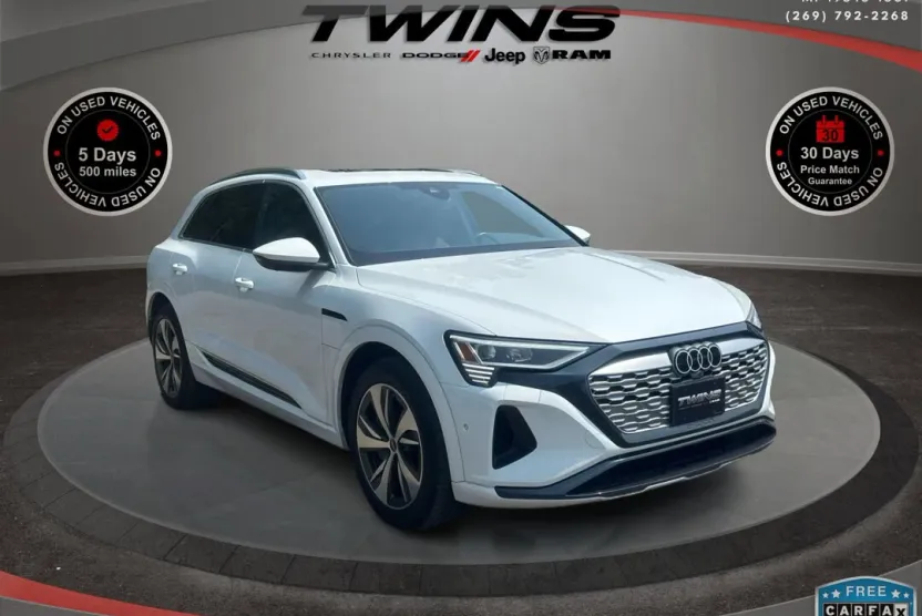 2024 Audi Q8 E-tron Premium Plus photo 1