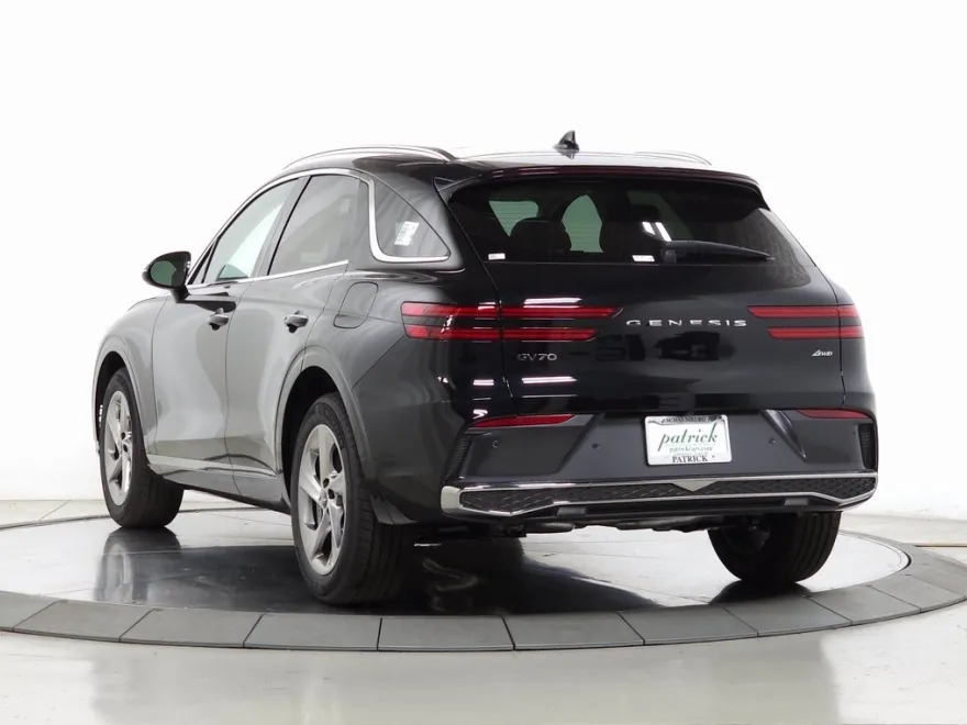 2026 Genesis GV70 2.5T Select photo 1