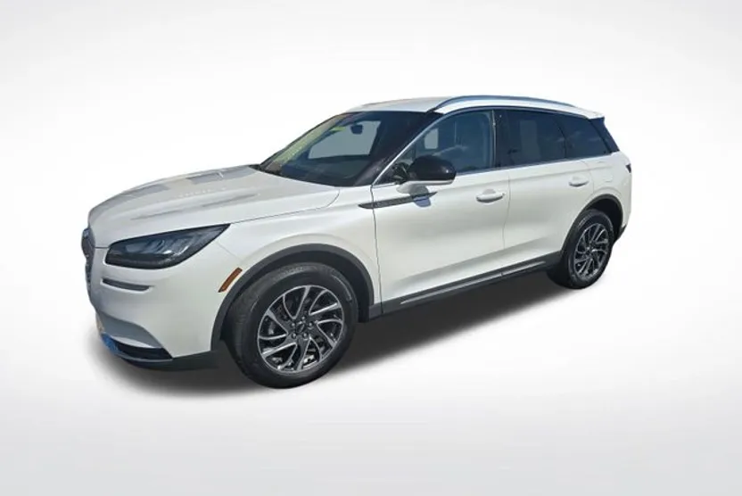 2020 Lincoln Corsair Standard photo 1