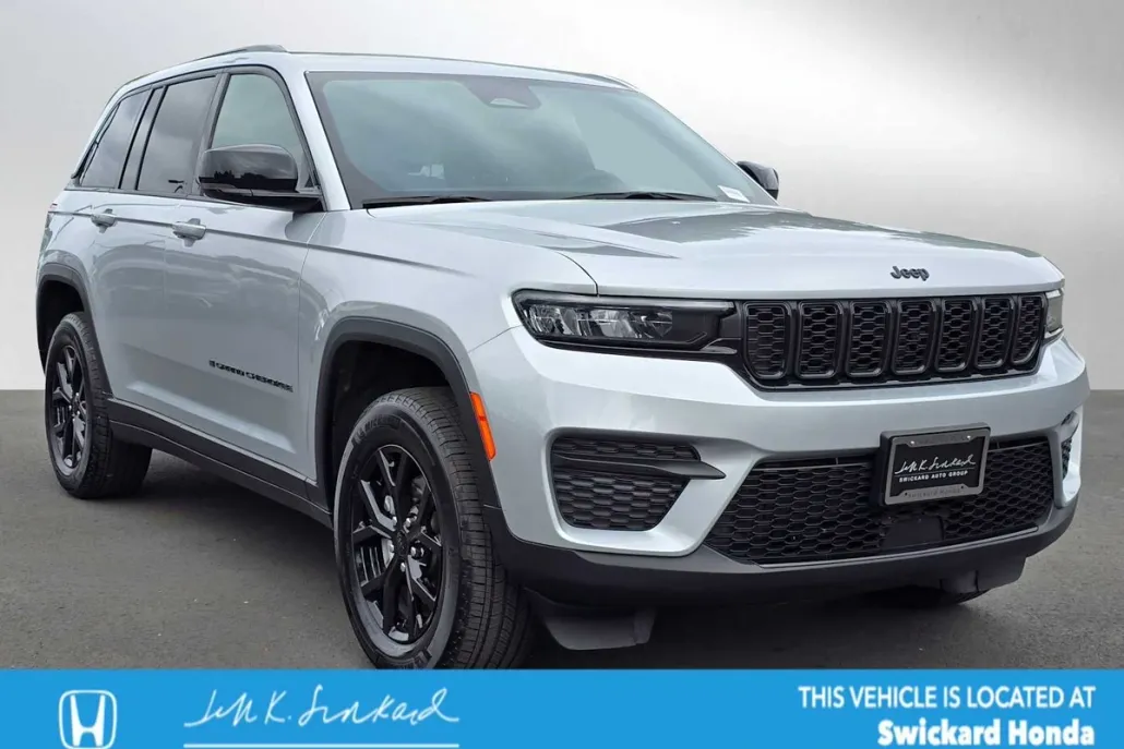 2024 Jeep Grand Cherokee Altitude photo 1