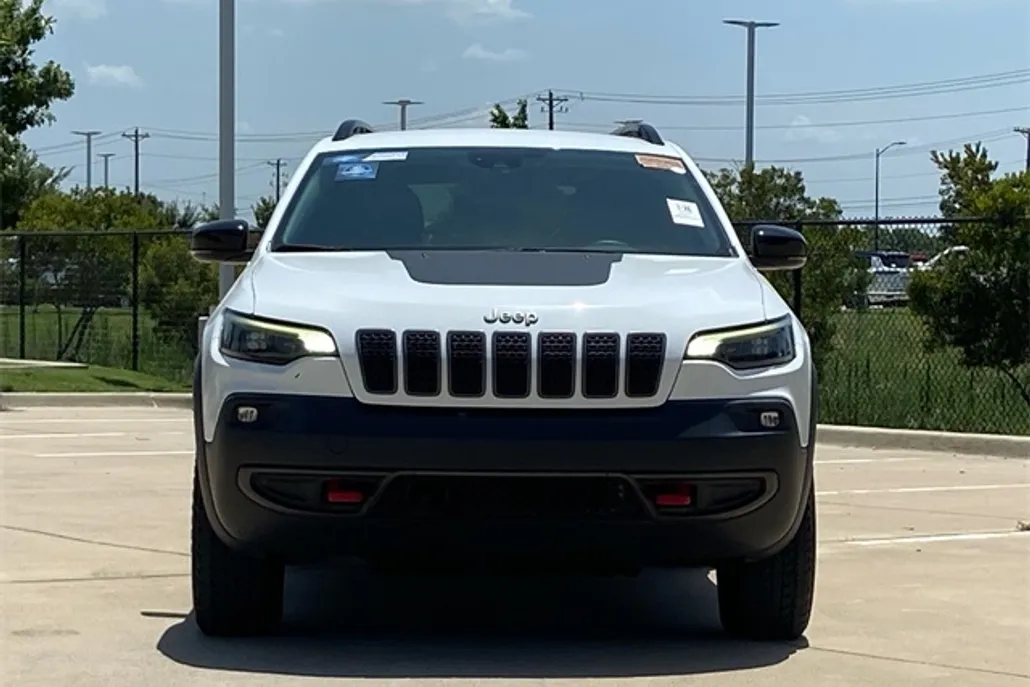2022 Jeep Cherokee Trailhawk photo 1