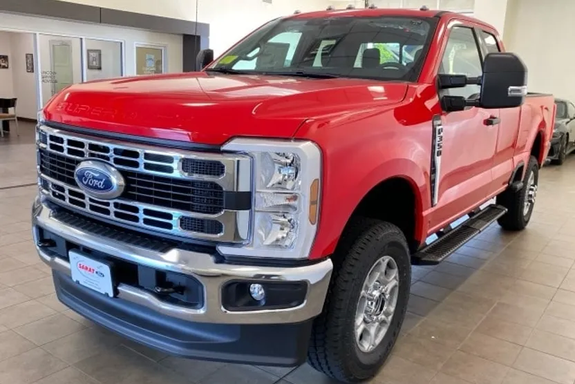 2026 Ford F-350 XLT photo 1