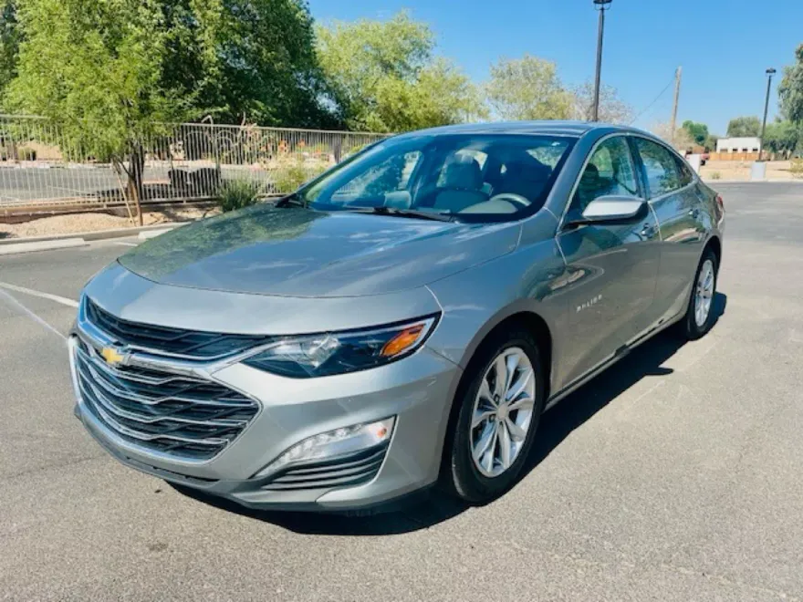 2023 Chevrolet Malibu 1LT photo 1