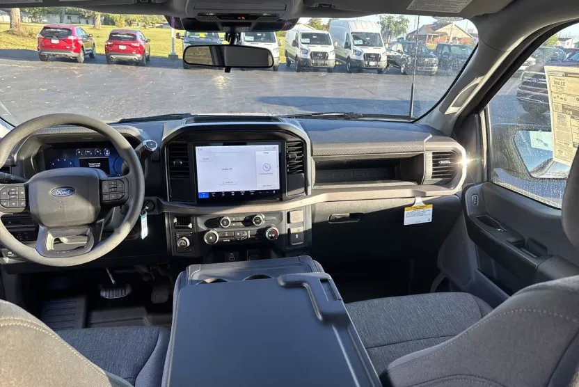 2025 Ford F-150 XL photo 1